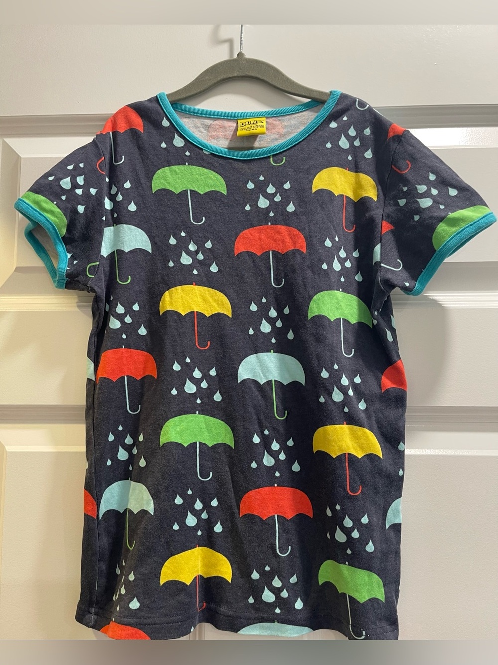 Duns umbrella/raindrops t-shirt 146cm